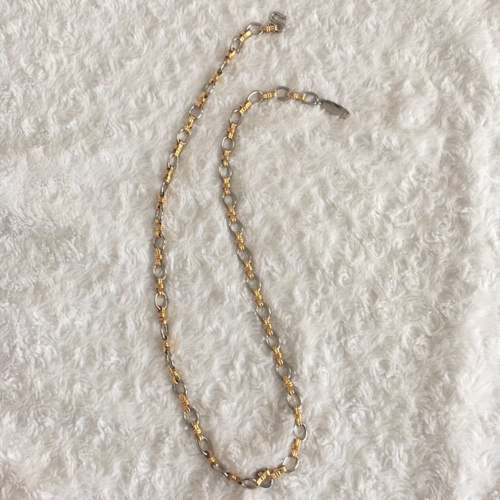 Women’s vintage gold/silver metal hook belt